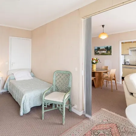Appartement Avec Vue Sur La A 62 M² Equipe *
